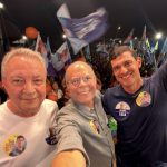 No comício em São José de Ribamar, Luís Fernando e Natércio anunciam apoio a Hildo Rocha e Tiago Fernandes